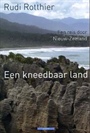 EEN KNEEDBAAR LAND 